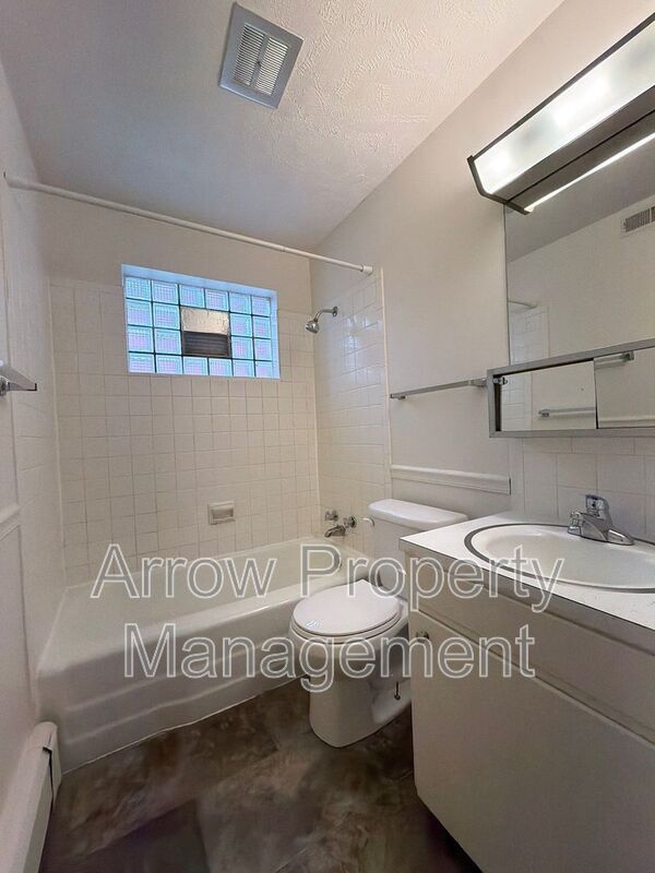 Photo - 1438 S 20th St