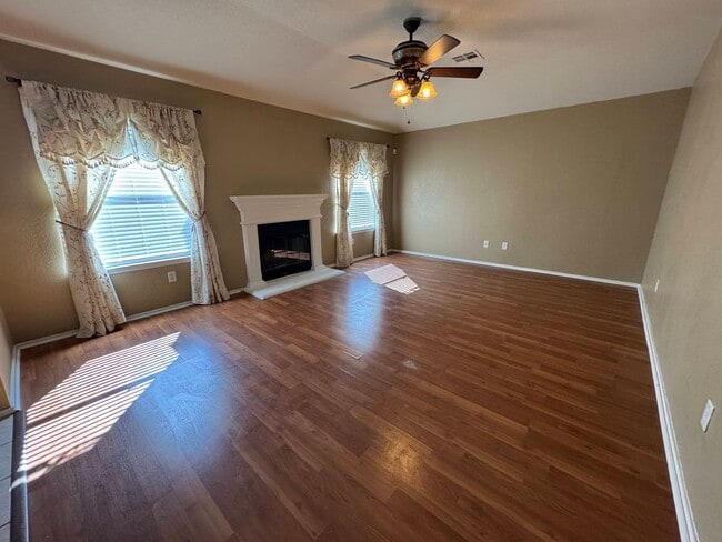 Photo - 204 Lottie Ln