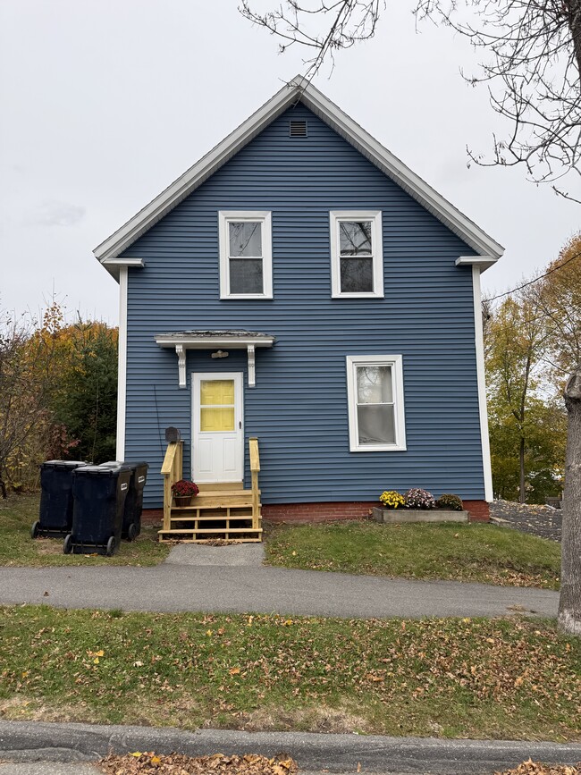 Photo - 45 Dillingham St