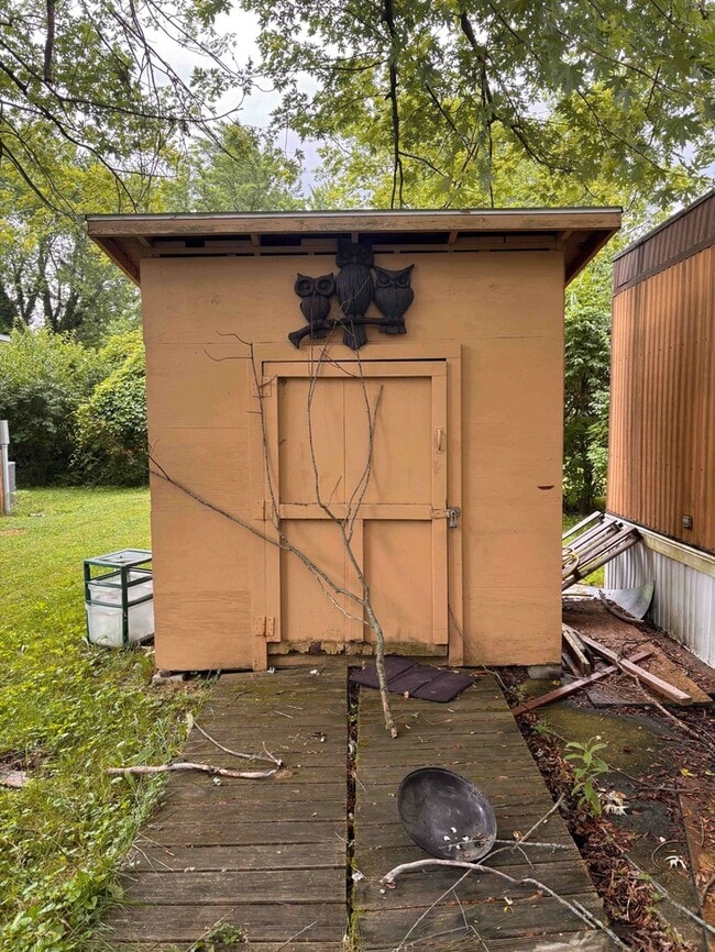 Photo - 173 E Wilson Dr