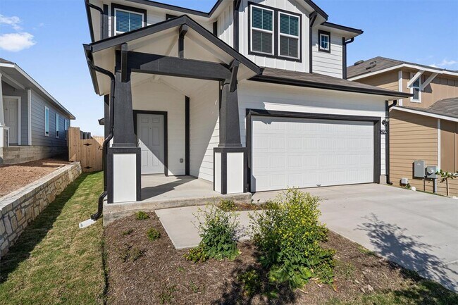 Photo - 2704 Derwent Dr