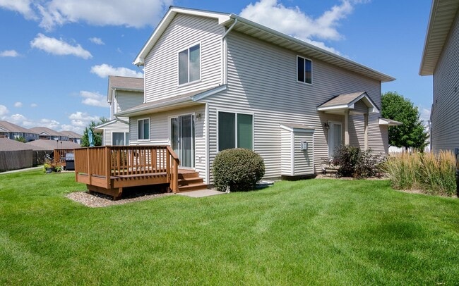 Building Photo - 534 Sicily Ct