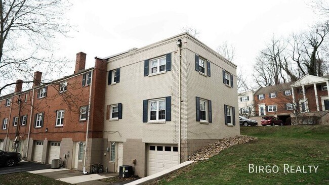 Photo - No Deposit! Ready now!