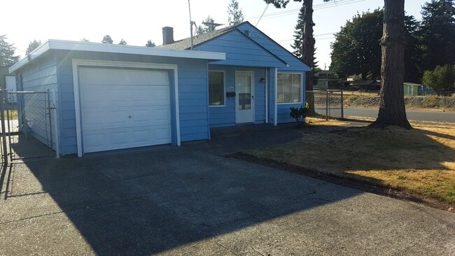 Building Photo - 8645 Park Ave. S Rental