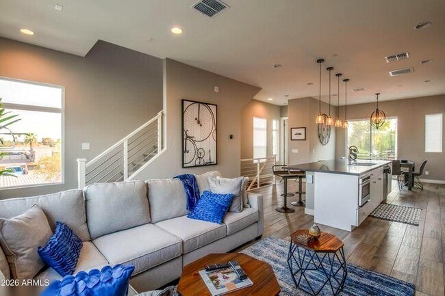 Photo - 3105 N 71st St