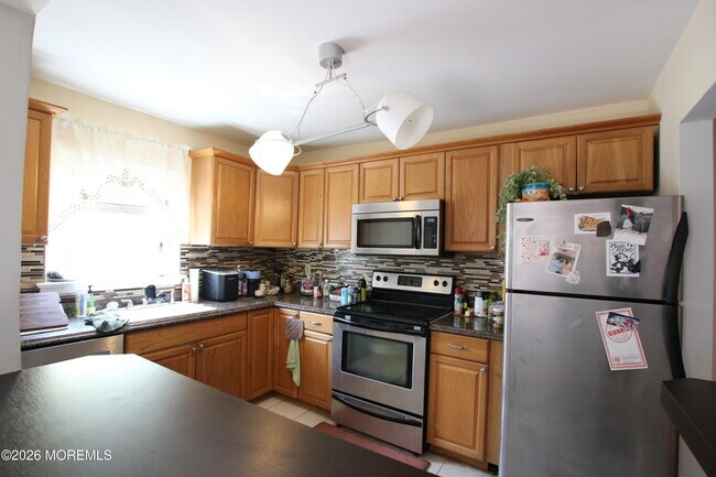 Photo - 65 Cedar Ave Unidad D4