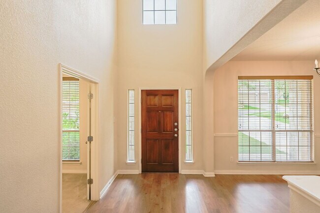 Photo - 20602 Meandering Cir