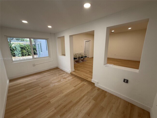 Photo - 1263 NW 29th St