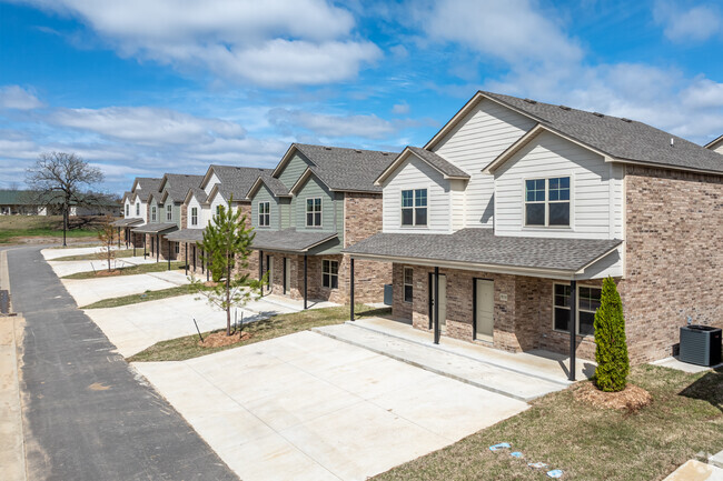 Brookstone Place Townhouses - Brookstone Place Townhouses