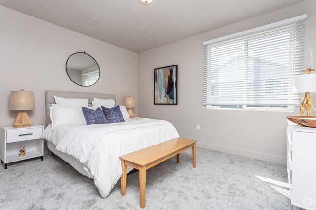 3BR, 2BA - 1,329SF