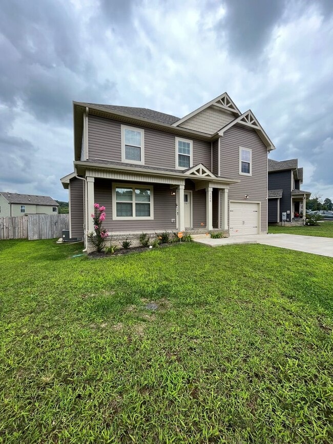 Photo - ** COMING SOON ** Beautiful Large Home in Great Location