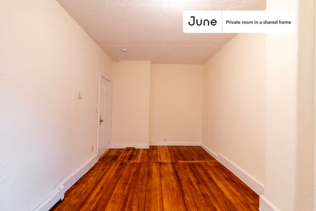 Photo - Room in Shared 3 bed/1 bath home Unit C