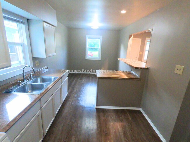 Photo - 1301 W Congress Ave