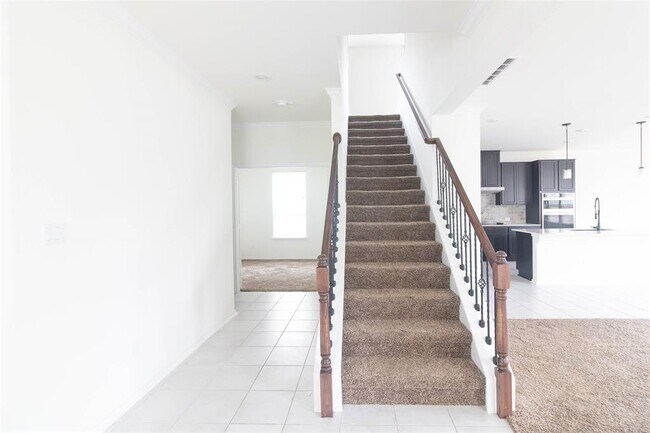 Photo - 1131 Aronia Ln