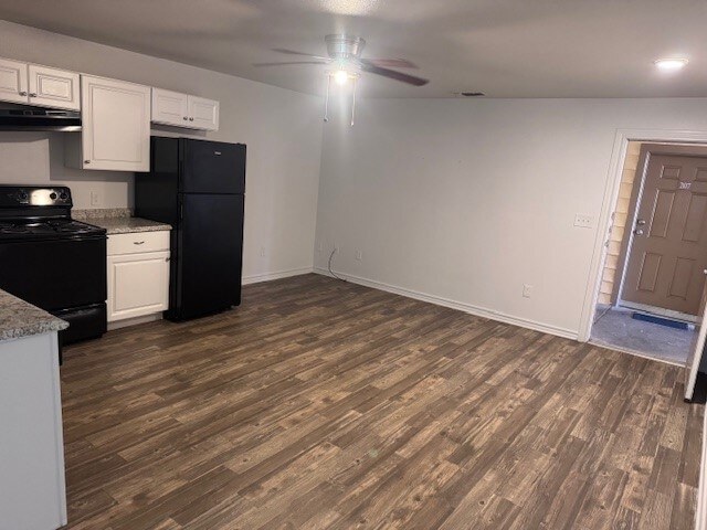 Photo - 2905 Clarksville St Unit 208