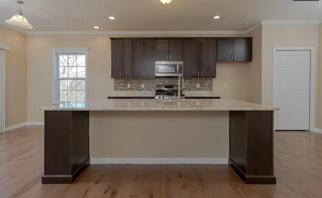 Photo - 3 Bedroom/ 2.5 Bath in Wexford PA