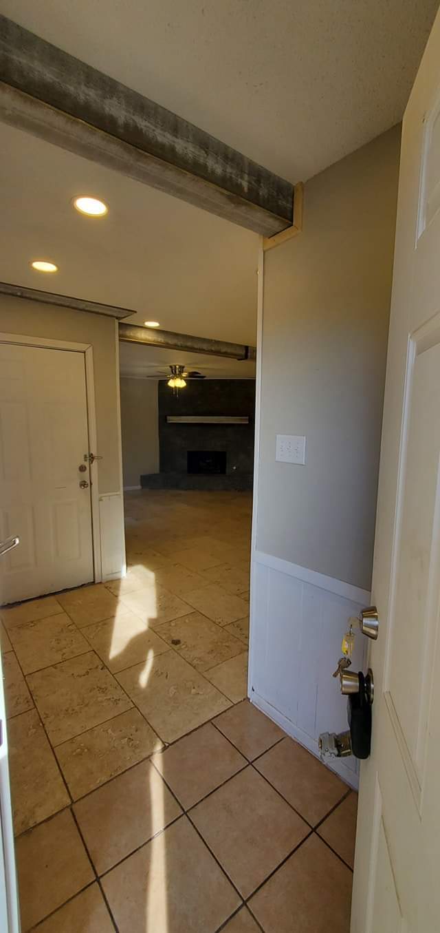 Photo - 4312 52nd St