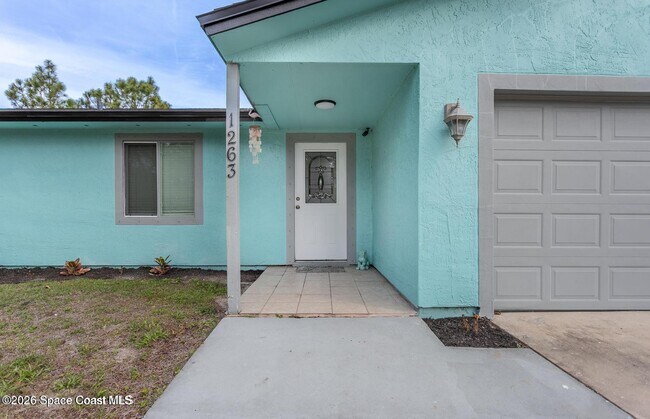 Photo - 1263 San Matio St
