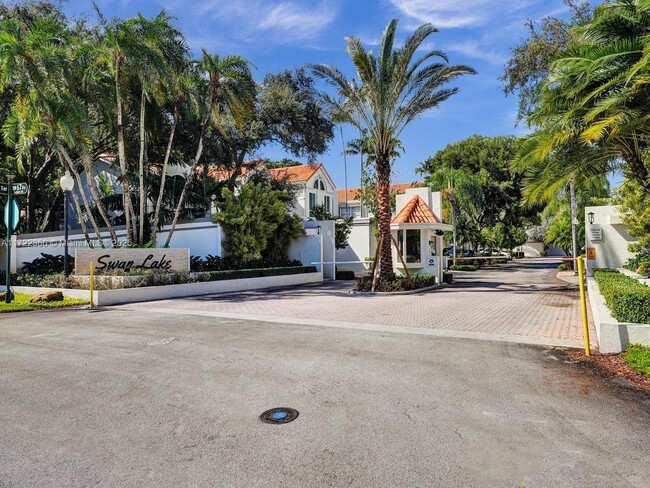 Photo - 8850 SW 67th Ct