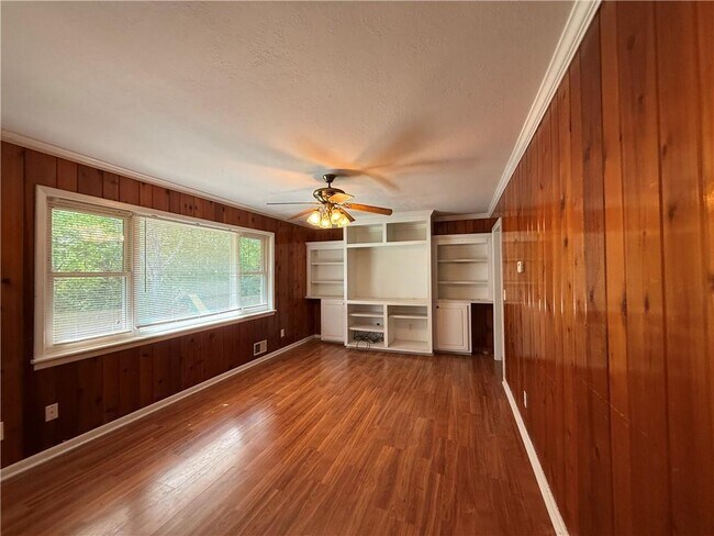 Photo - 1395 Siesta Ln