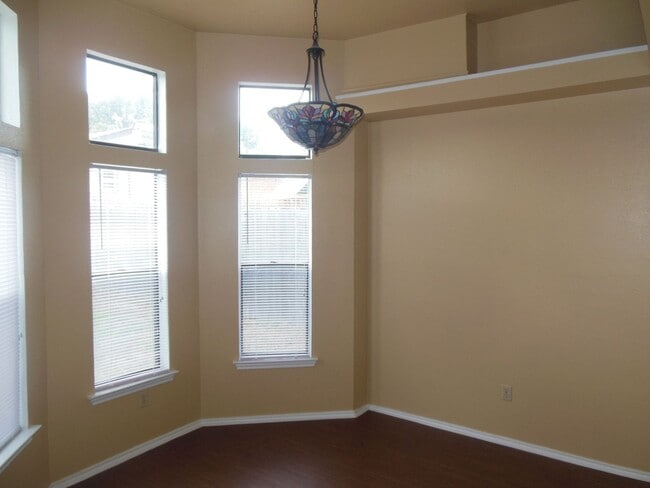 Photo - 4806 Greenlee Dr