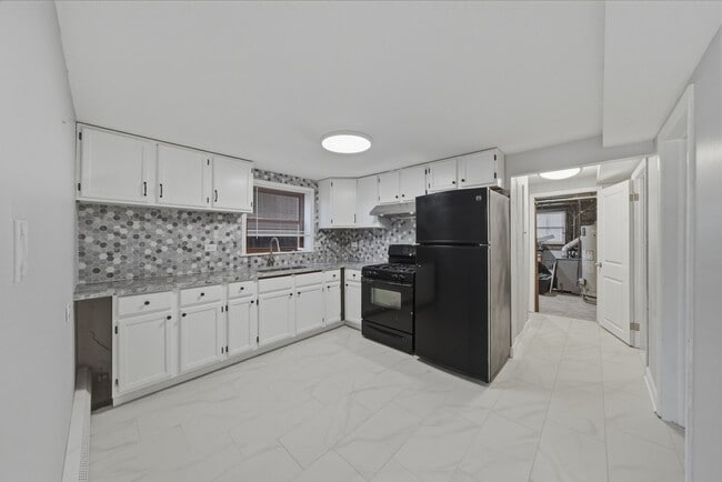 Photo - 2705 N Sayre Ave