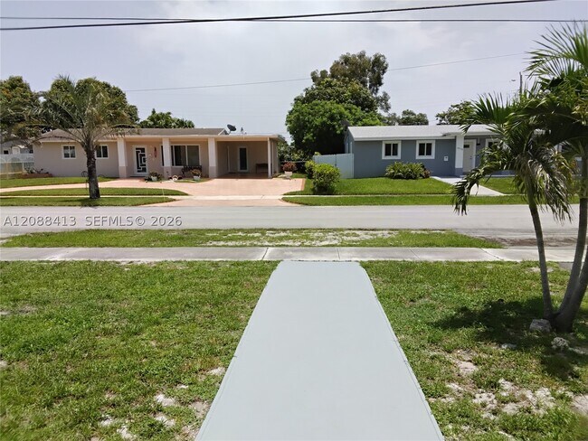 Photo - 4901 NW 177th St