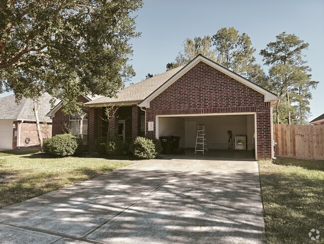 Building Photo - 24510 Forest Path Ct Rental