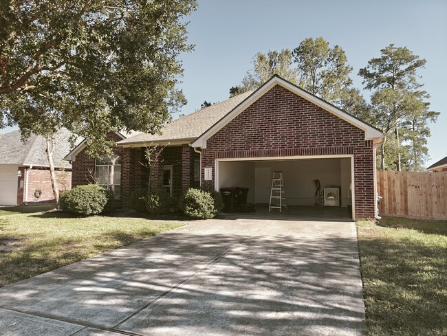 Photo - 24510 Forest Path Ct House