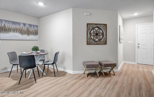 Photo - 5986 Patterson Ave