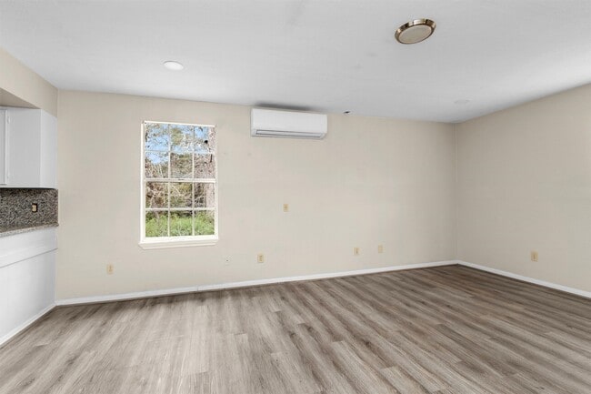 Photo - 1478 Apache Dr