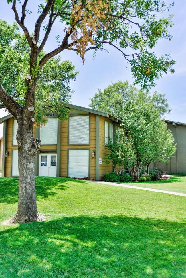 Somerset Apartments For Rent in Lubbock, TX