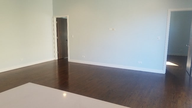 Photo - 2456 N California Ave Unit 2F