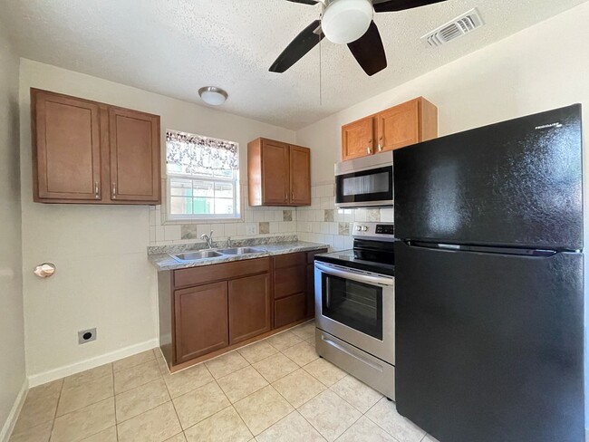 Photo - 510 W Church Ave