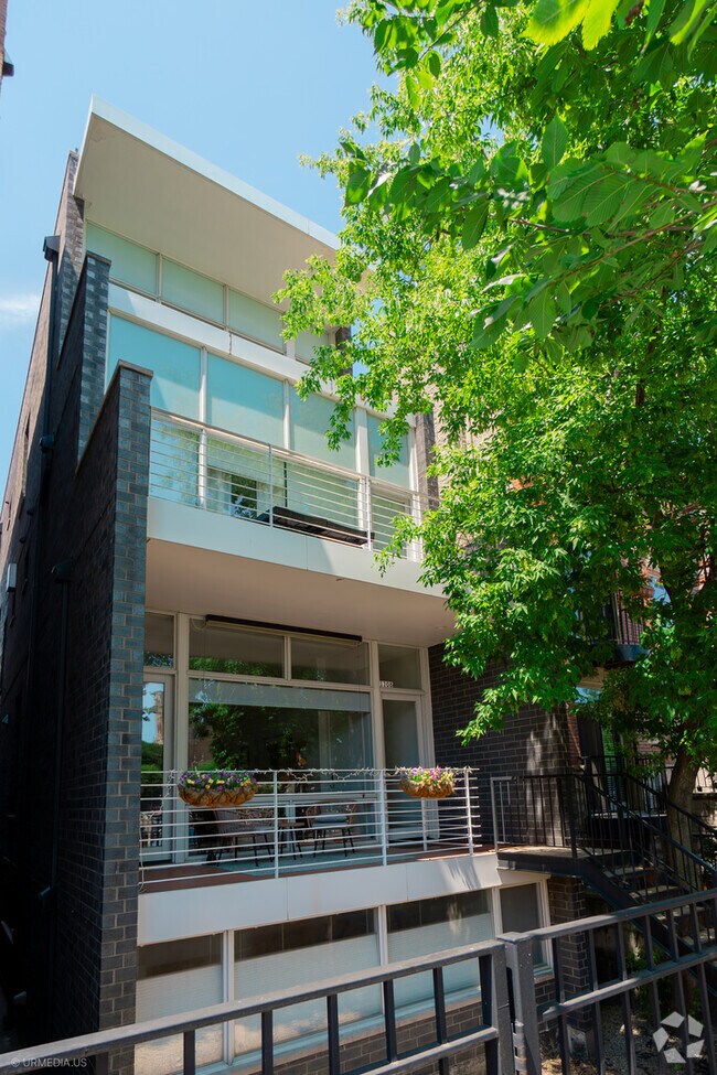 Building Photo - 1308 N Cleaver St Unit 1 Rental