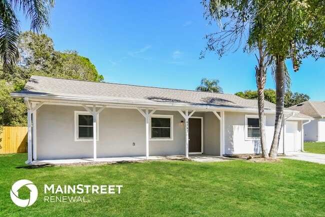 Photo - 6342 Brack St