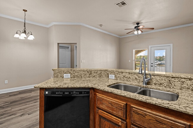 Photo - Arbors of Mineola