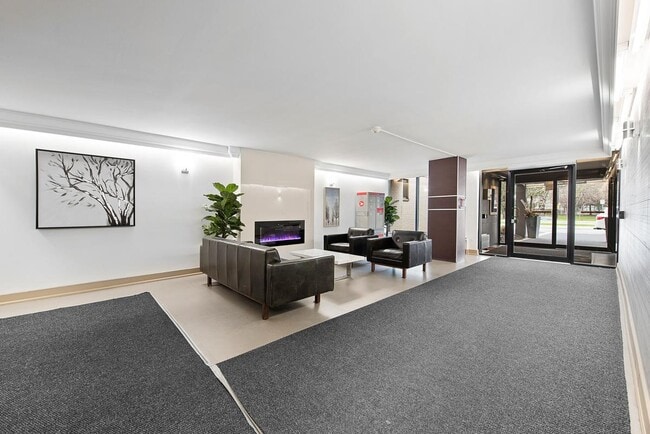 765 Steeles Avenue West