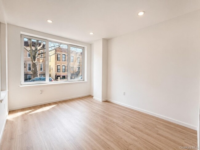 Photo - 69-46 64th St Unit 1F