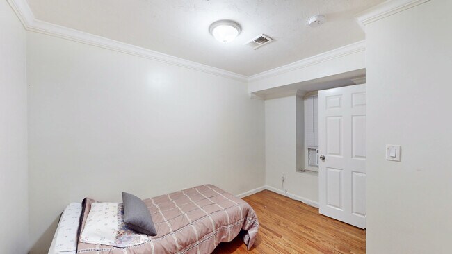 Photo - 712 Shawmut Ave