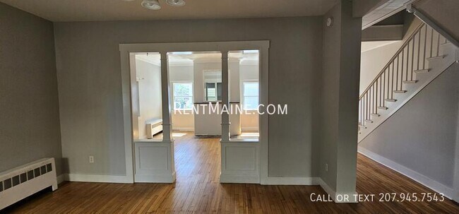 206 Maine Ave Unit 1