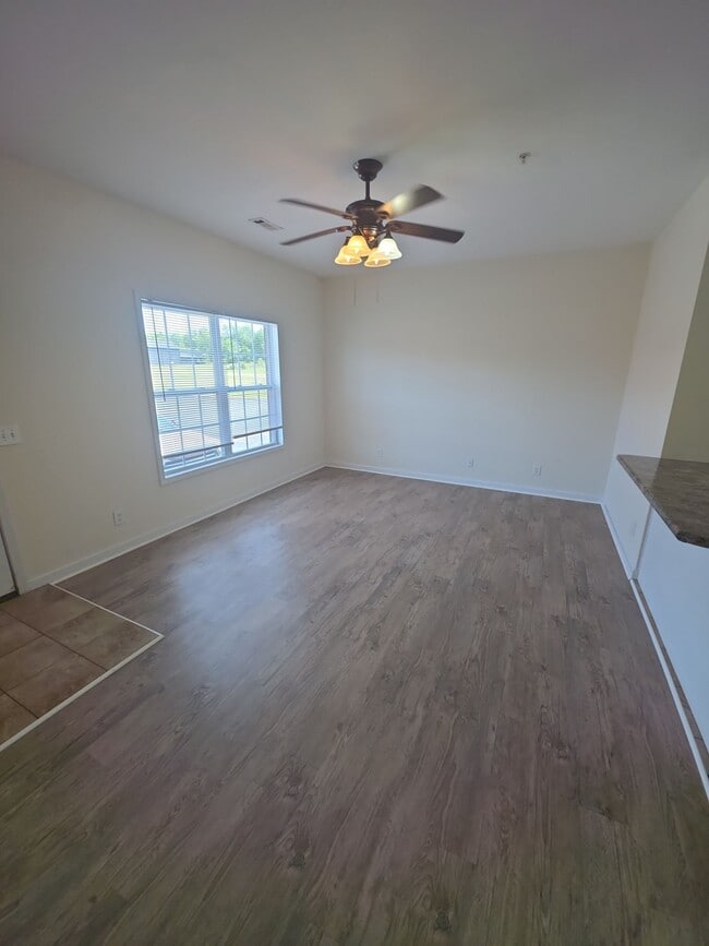 Photo - 2014 N Willow Ave Unit D2