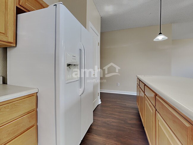 Photo - 10884 Roundtree Rd