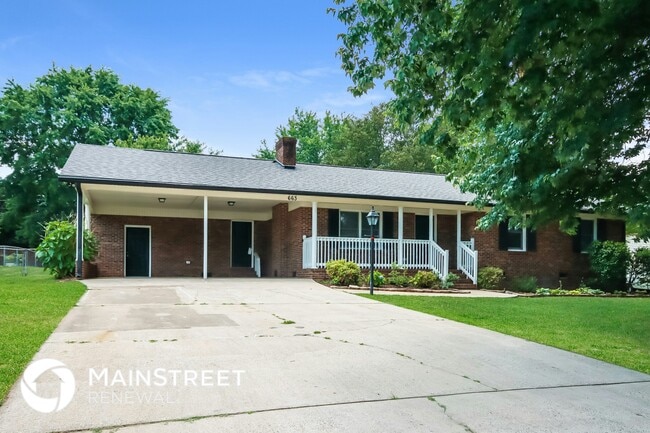 Photo - 663 Sunridge Dr House