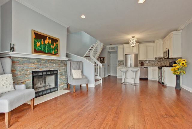 Photo - 1411 W Harrison St Townhome