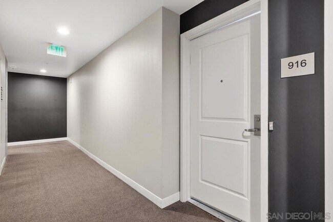 Photo - 1080 Park Blvd Unit 916