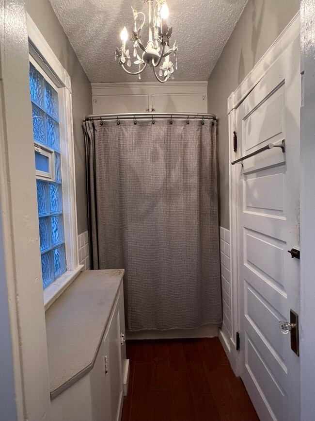 Photo - 1815 NE Cleveland St Unidad 2