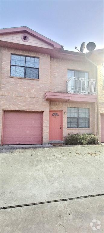 Building Photo - 9400 Bellaire Blvd Unit 307 Rental
