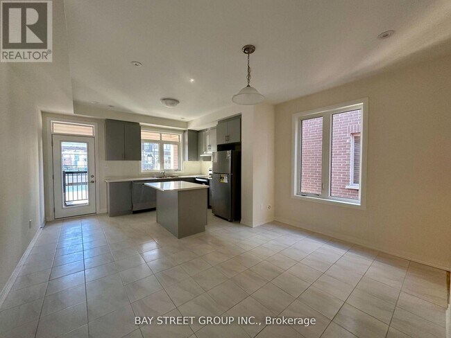 Photo - 10 Sissons Wy