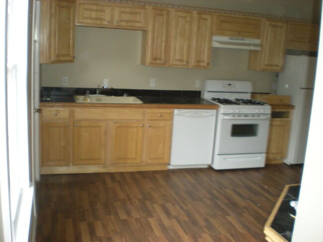 Photo - 208 Kearsarge St